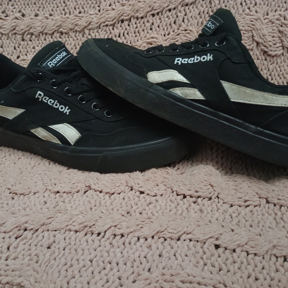 Reebok Men's Black Sneakers
